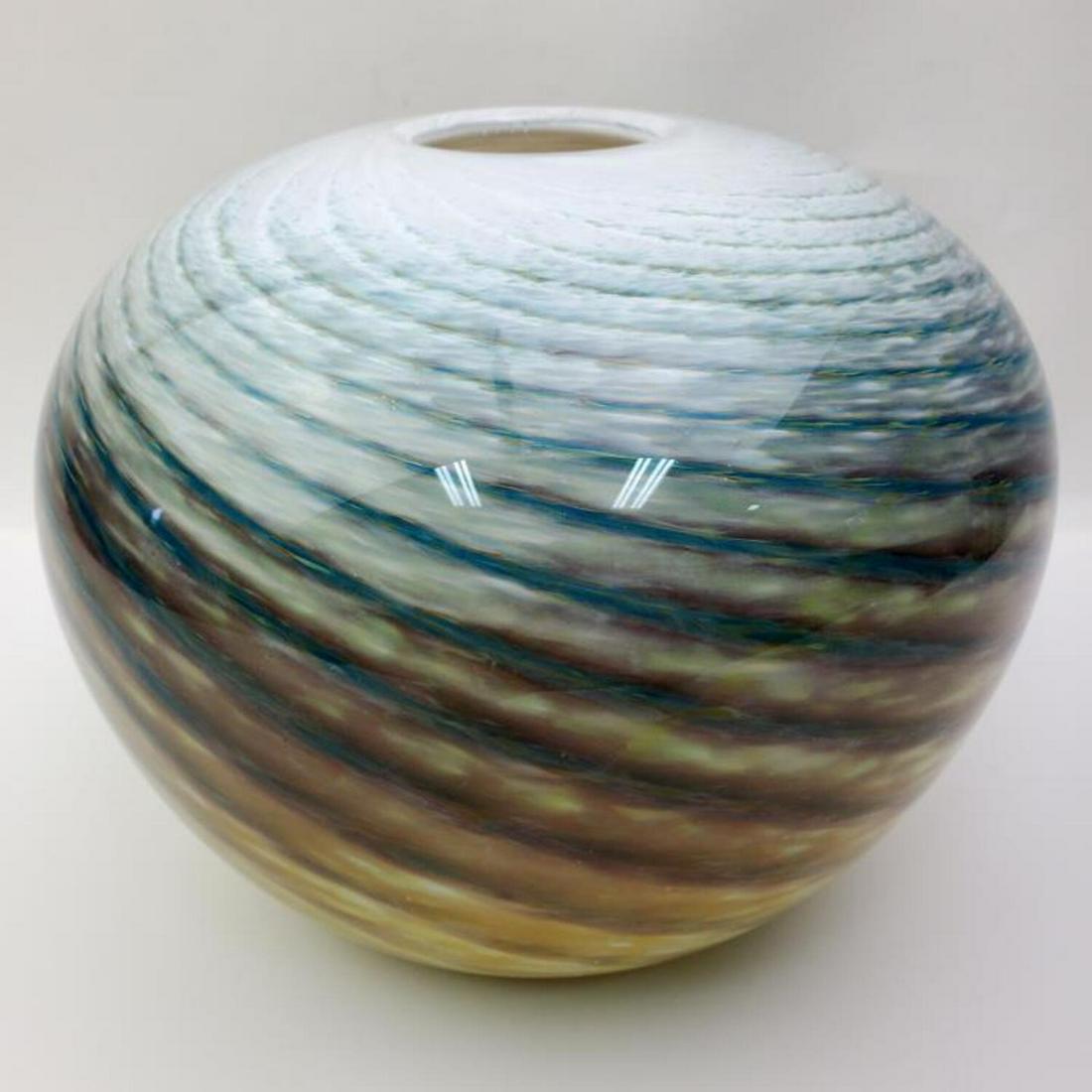 Vintage Smith & Annette Baron Swirl Art Glass Vase: Vintage Smith and Annette Baron Swirl Art Glass Vase. Condition: Excellent. Dimensions: H- 4.5", Dia- 7". Provenance: Private Collection of the Estate of a Long Time Famous Collector. Please note the 