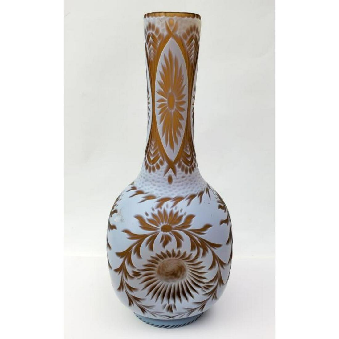 Fine Antique English Intaglio Glass Vase: Fine Antique English Intaglio Glass Vase Attributed to Thomas Webb. Condition: Excellent. Dimensions: H- 7.25", Dia- 3.25". Provenance: Private Collection of the Estate of a Long Time Famous Collector