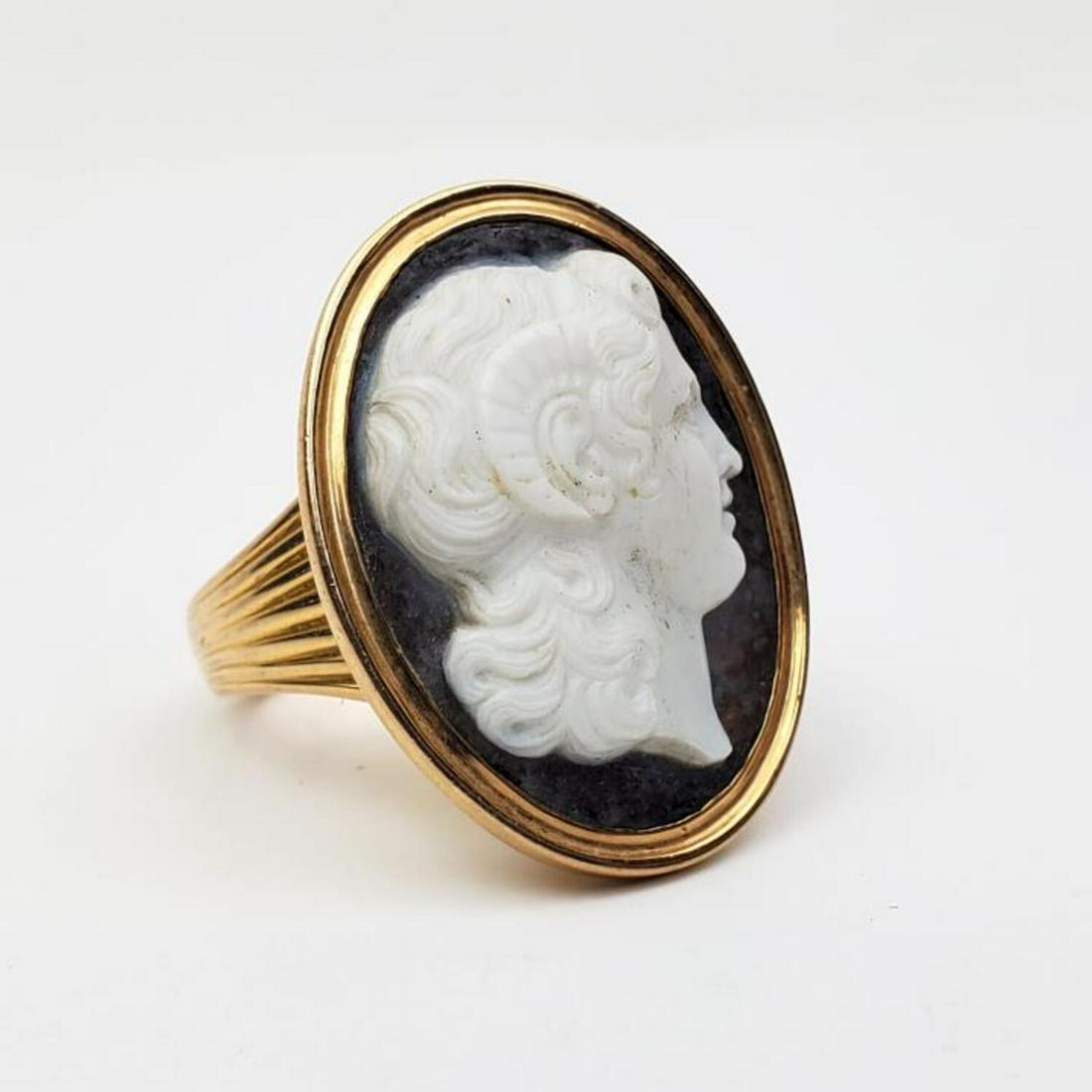 18K or Highly Gold and Carved Cameo Ring (1 of 3)