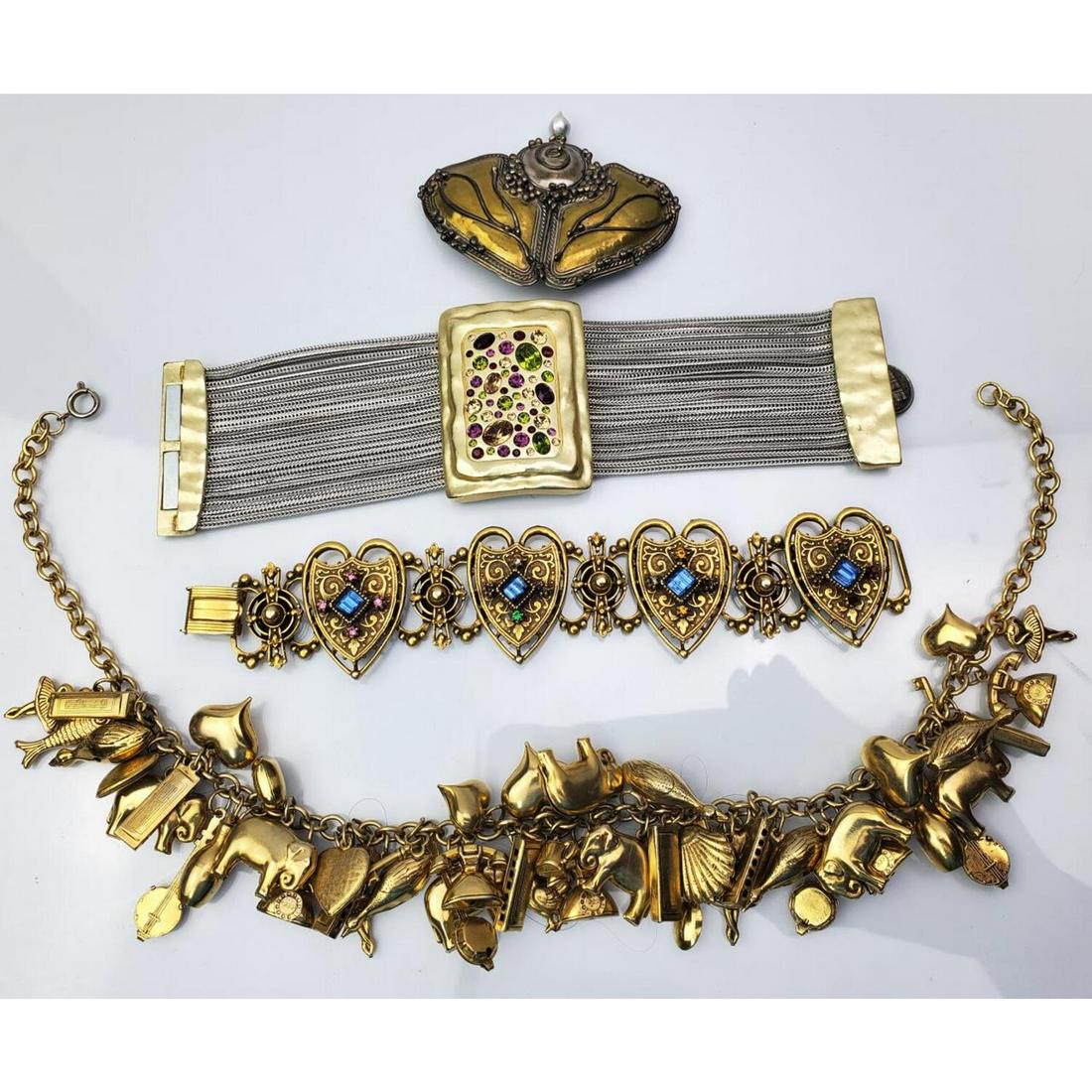 Unusual Fine Quality 4 Pcs Lot of Costume Jewelry (1 of 5)