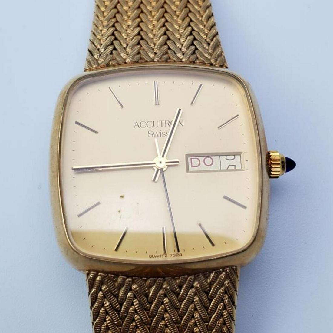 Accutron Vintage Watch: Accutron Vintage Watch. Condition: Generally Very Good, Please Note: We Cannot Guarantee the Workability or Mechanism of Any Vintage or Old Watches or Clocks. Dimensions: Watch Face- 1.1" x 1.1", Tota