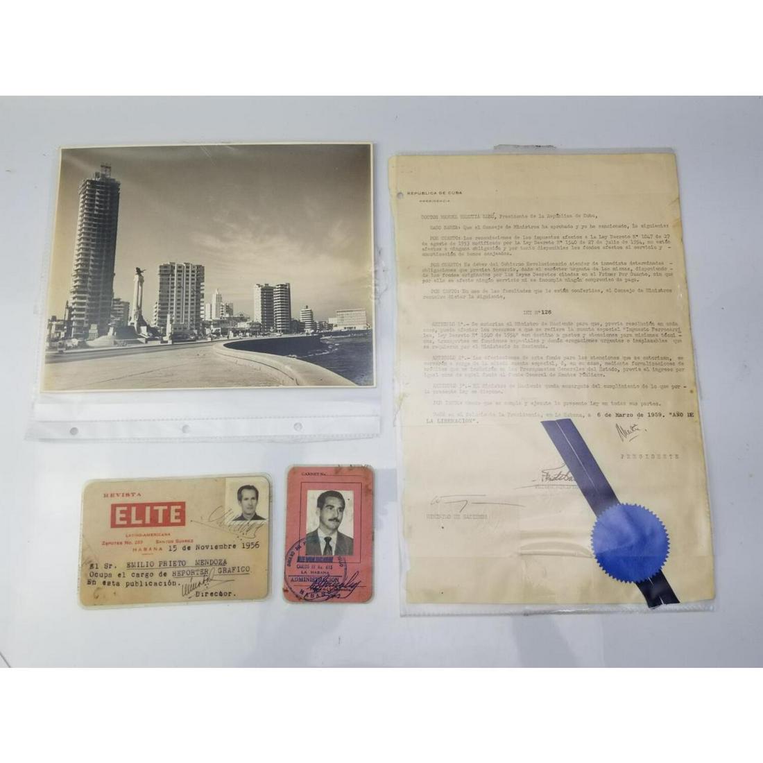 Rare Signed Fidel Castro Post Revolution Document (1 of 6)