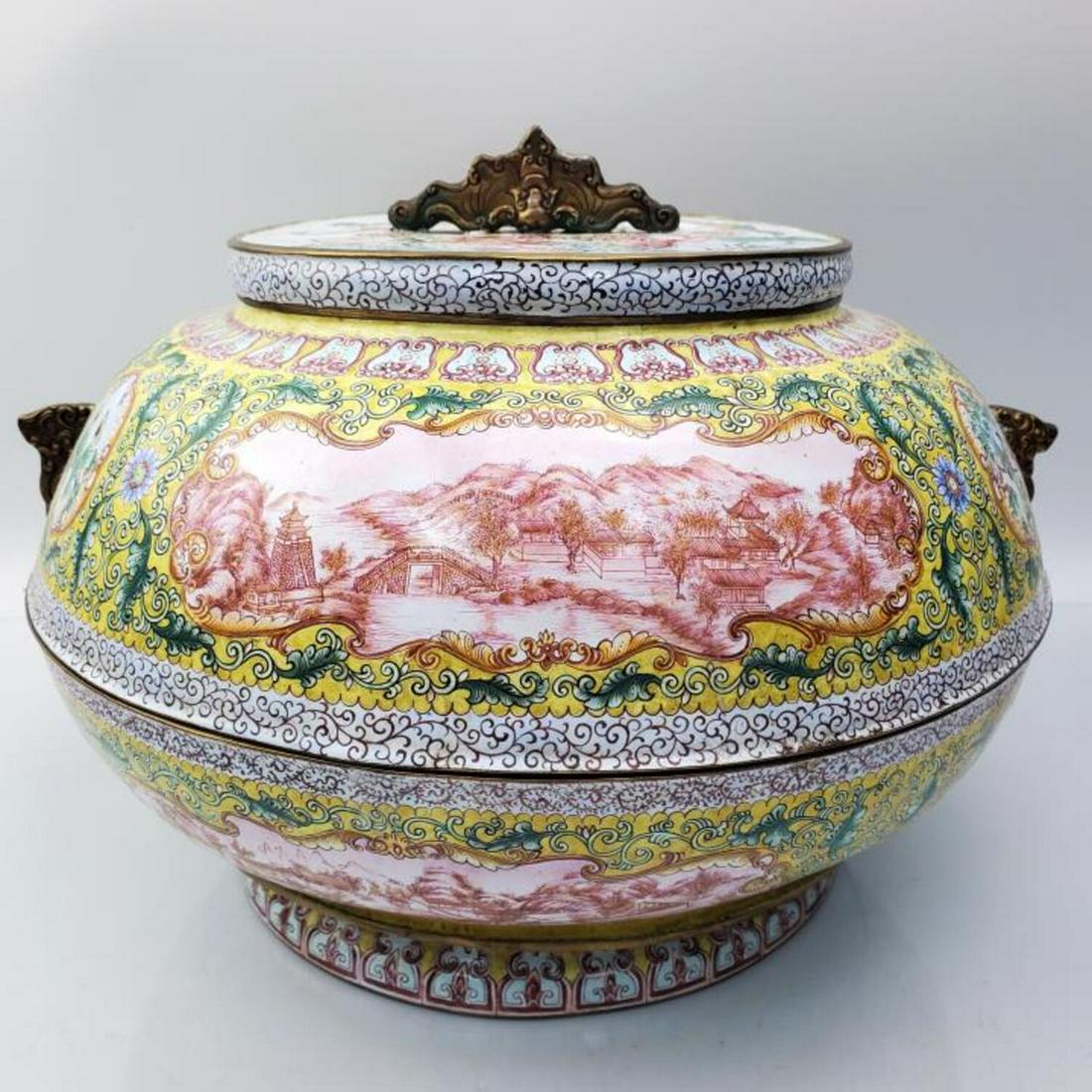 Large Chinese Vintage Hand Painted Covered Tureen (1 of 8)