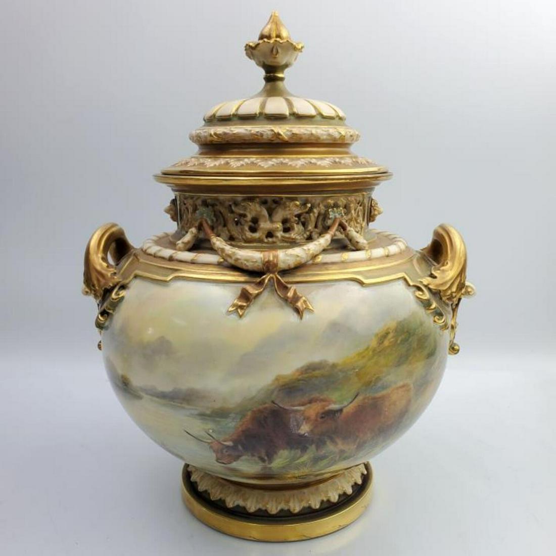 Fine Large Antique Royal Worcester Covered Urn (1 of 16)