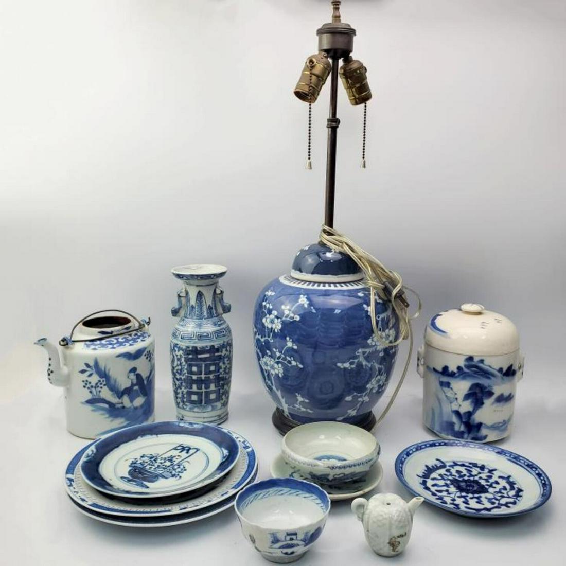 Large Lot of Blue & White Chinese Porcelain Items (1 of 6)