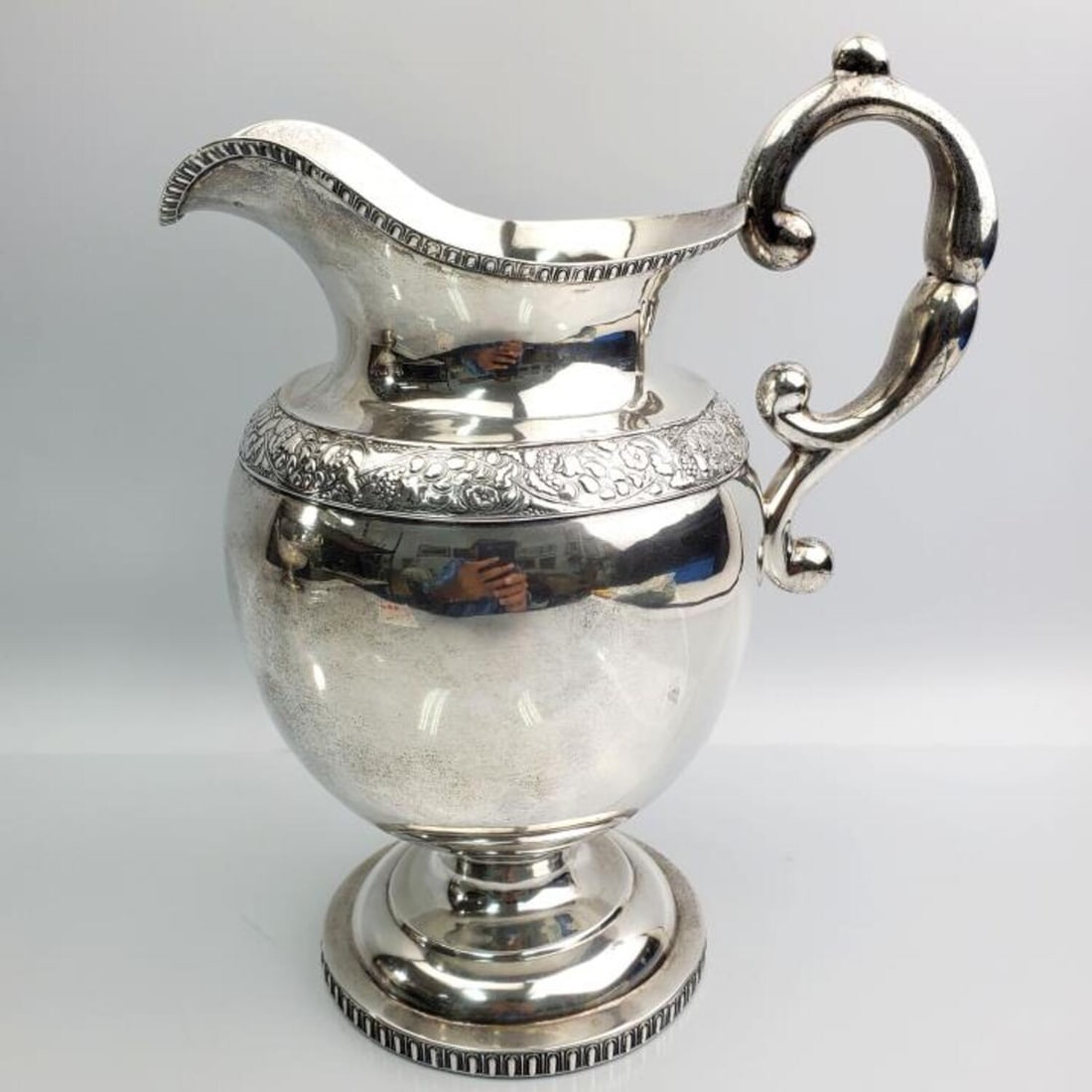 American Coin Silver Water Pitcher, 1825: American Coin Silver Water Pitcher by John Crawford, New York. Circa 1825. Fully Marked Condition: Generally Very Good Dimensions: H- 10.6" Handle to Spout- 8.6", Total Weight- 21.69 ozt / 674.7 g. Pr