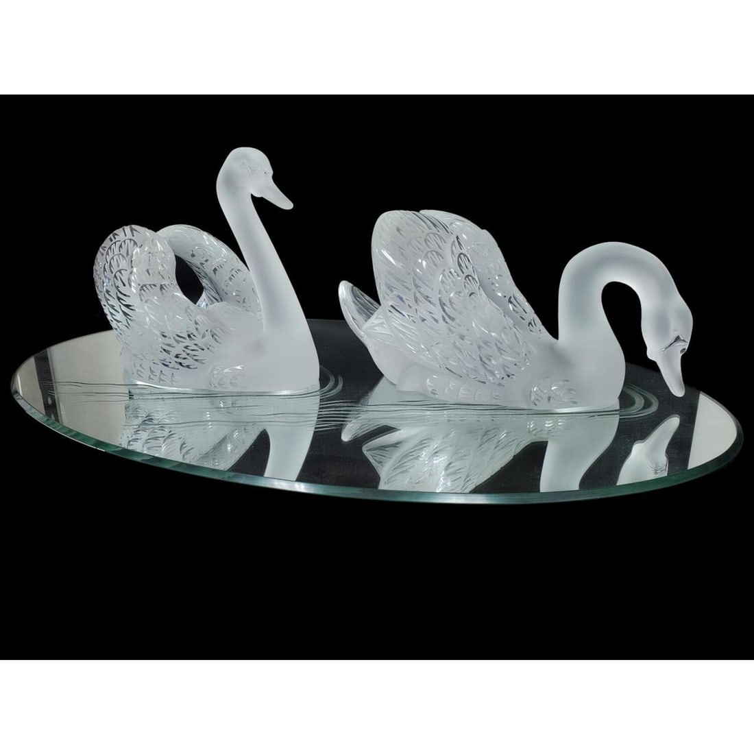 Lalique France Frosted Glass Swans on Plateau (1 of 15)
