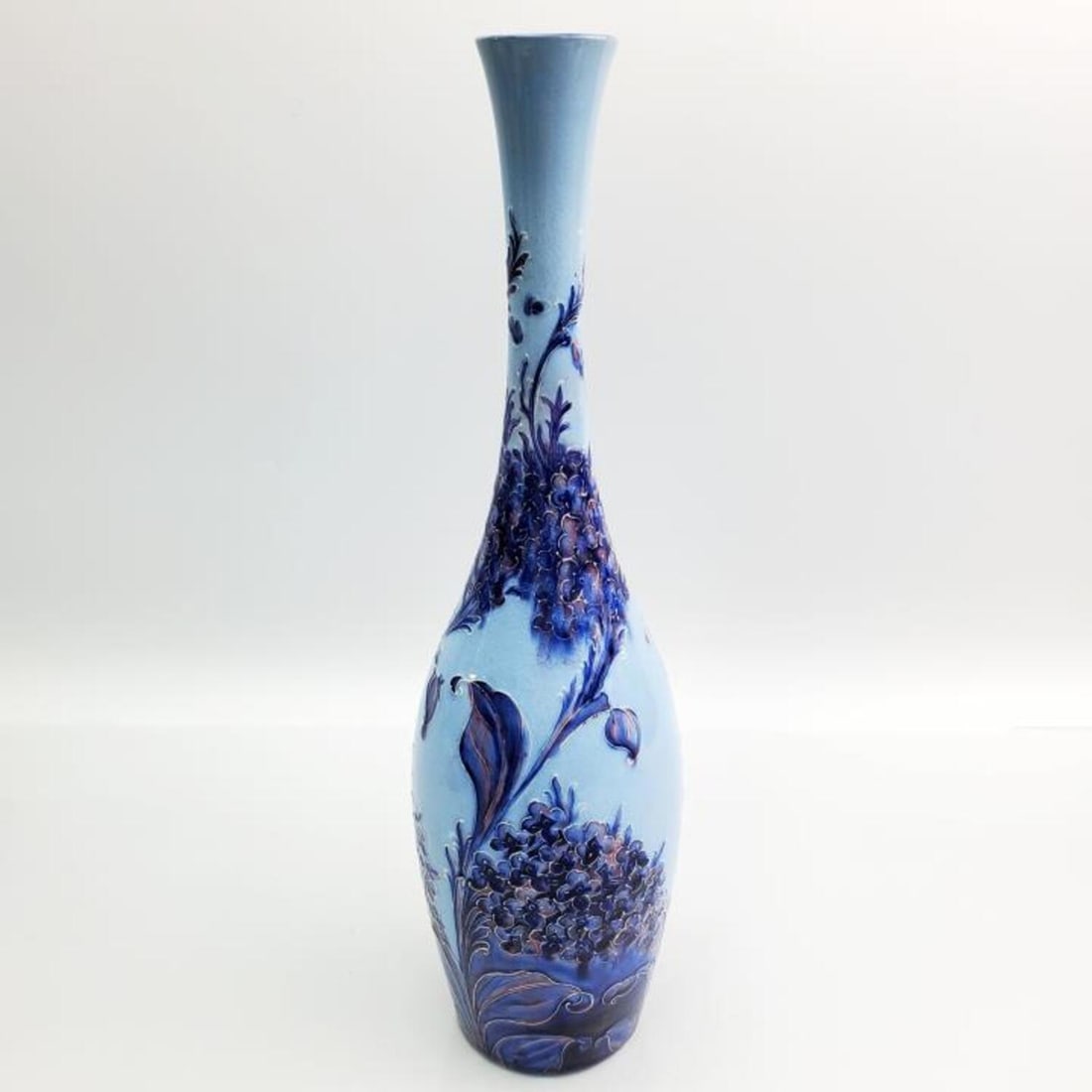 English William Moorcroft Macintyre Florian Vase (1 of 6)