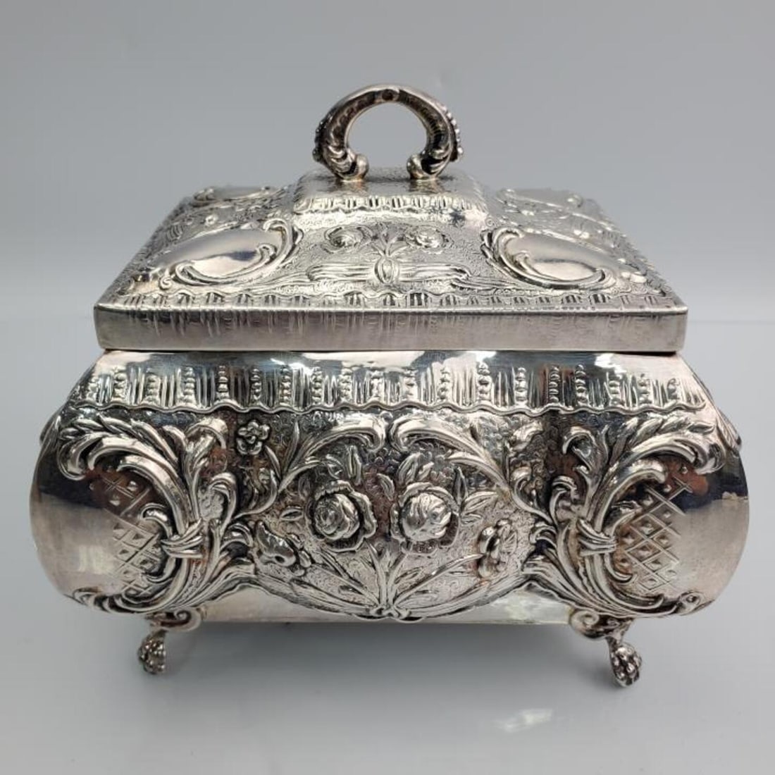 Judaica Sterling Silver Etrog Box (1 of 5)