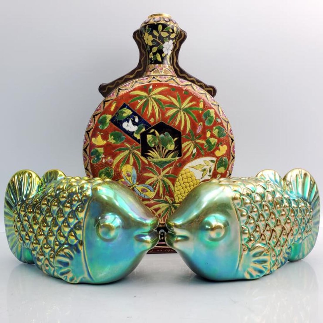 Lot of 3 Hungarian Porcelain Items (1 of 6)