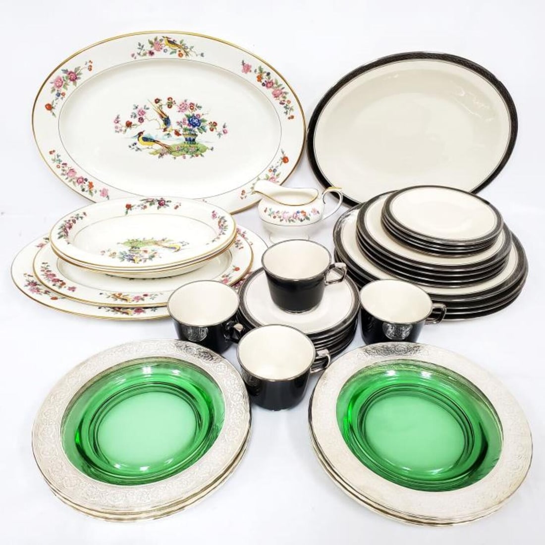 36 Piece Lot of Porcelain & Glass Dinnerware Items (1 of 10)