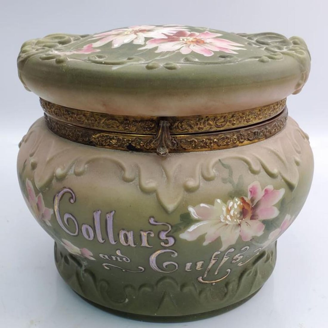 Antique 19th C. Nakara Collars & Cuffs Glass Box (1 of 8)