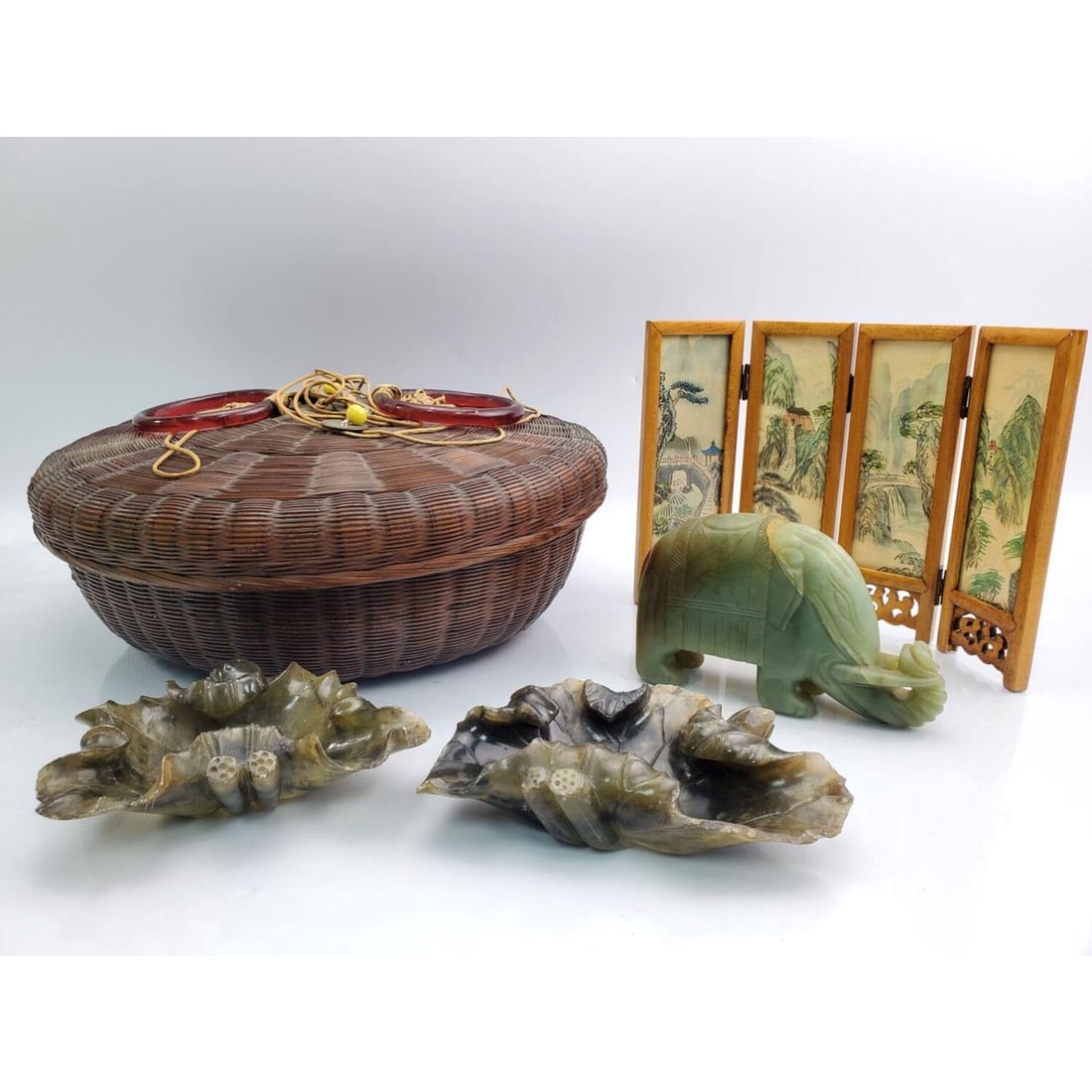 Lot of 5 Chinese Items (1 of 5)