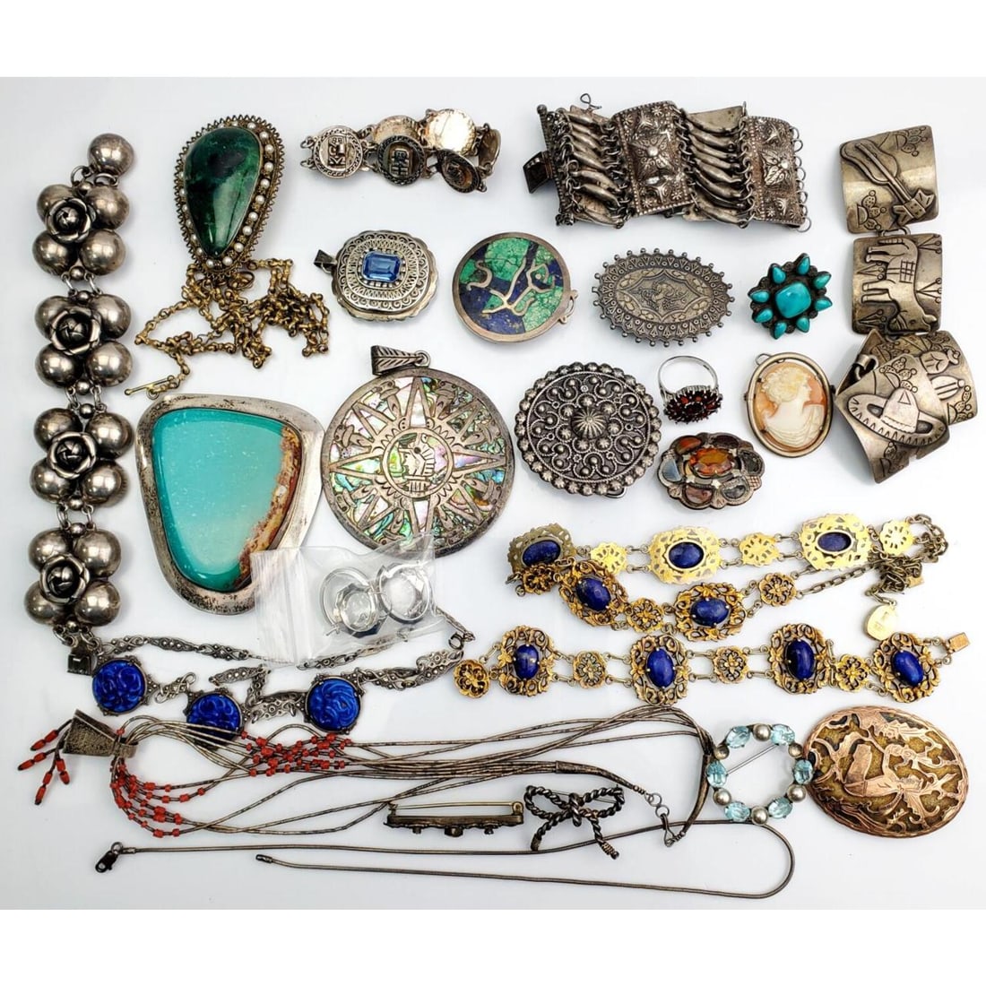 Interesting Large Lot of Vintage Silver Items (1 of 6)