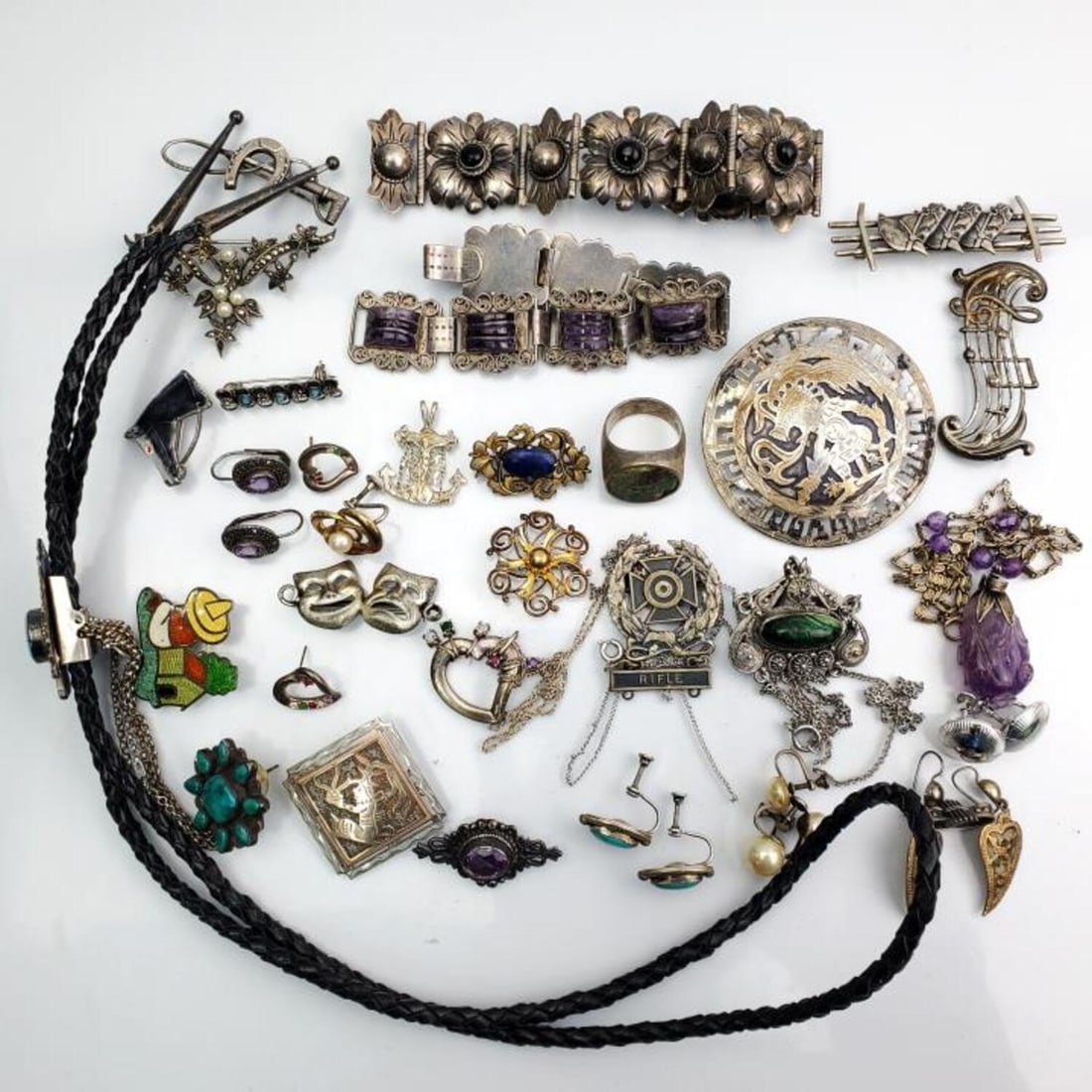 Interesting Lot of Vintage Silver Items (1 of 6)