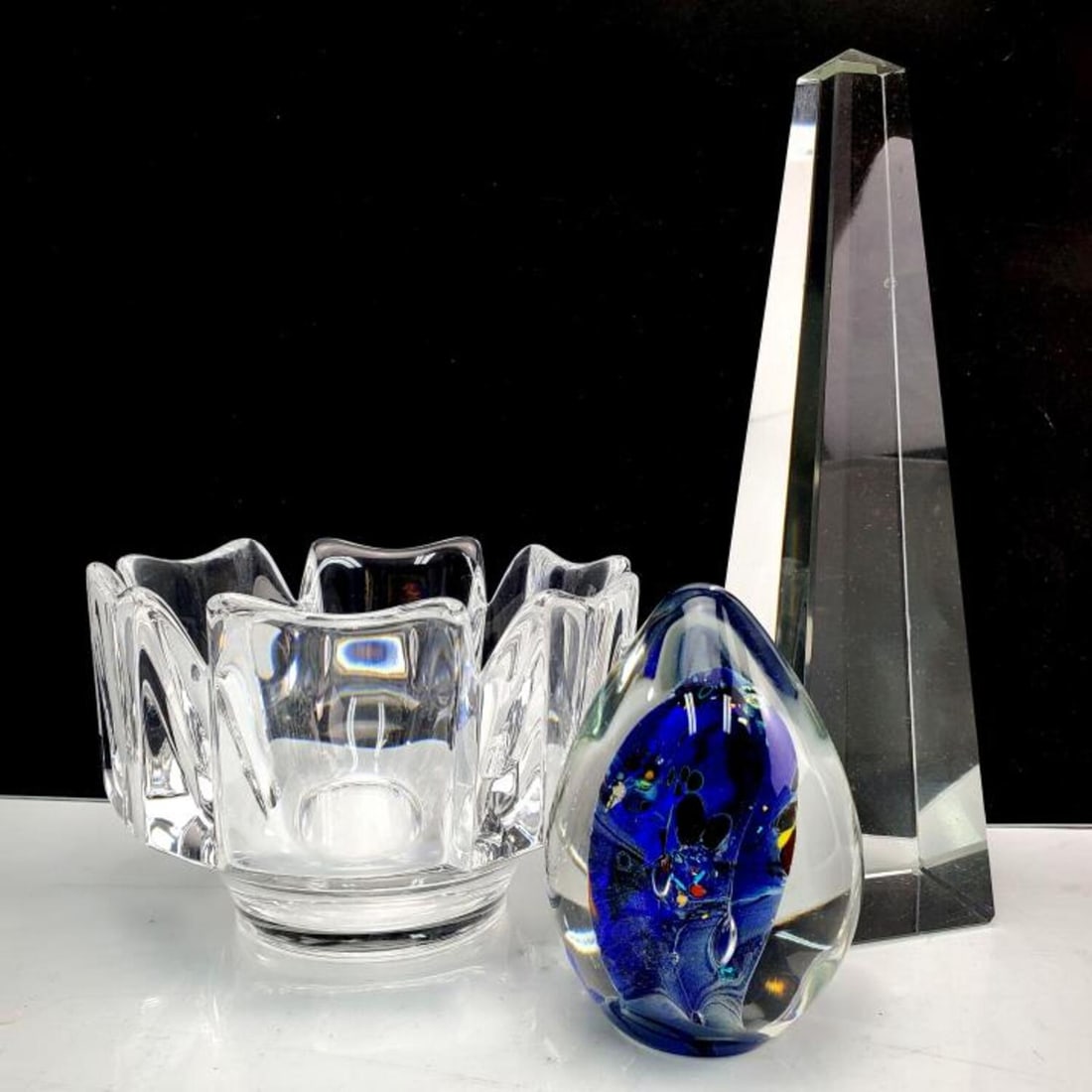 3 Glass Items Lot Including a Signed Paperweight (1 of 7)