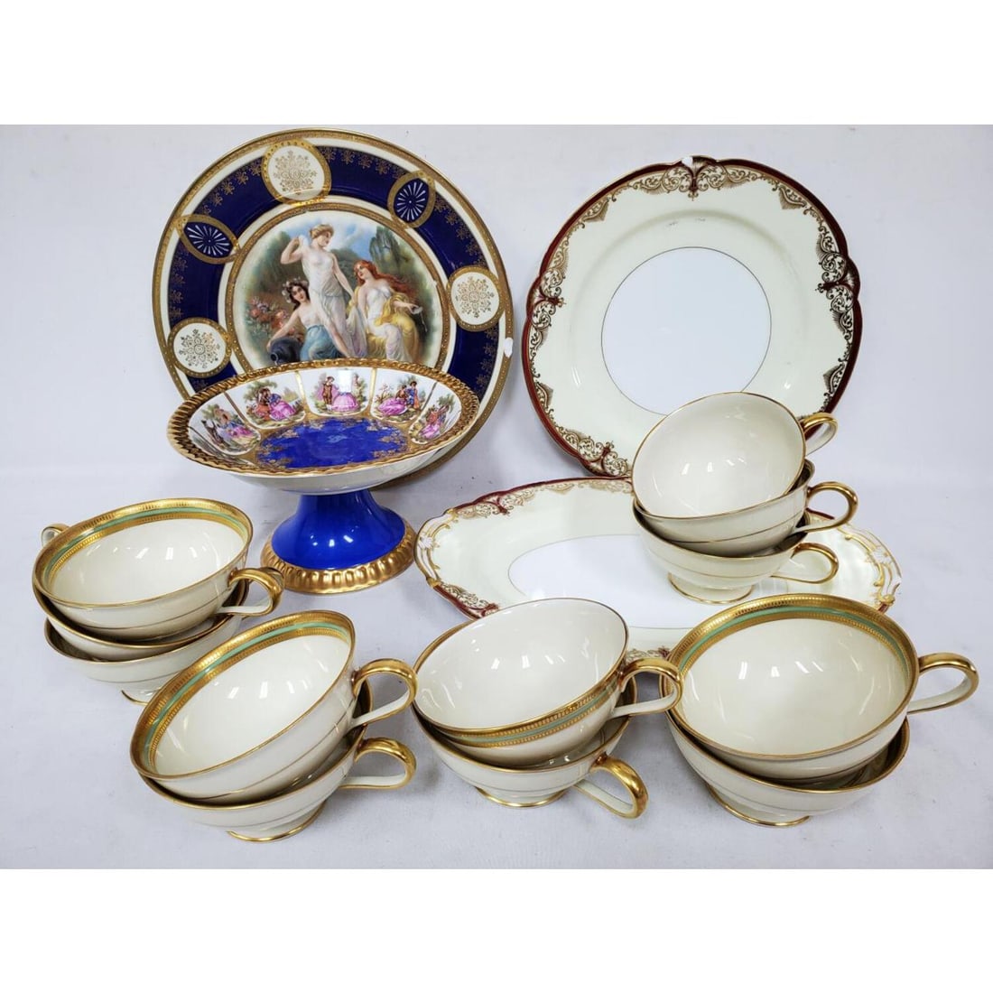 16pc Lot of  Continental Porcelain Items (1 of 8)