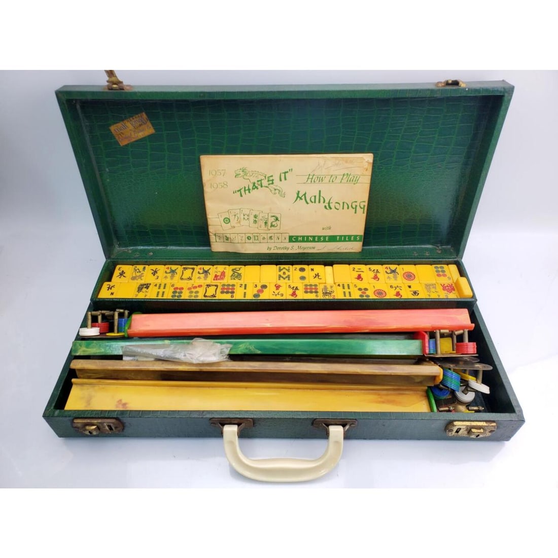 Vintage 1950's Mahjong Set In Original Case (1 of 3)