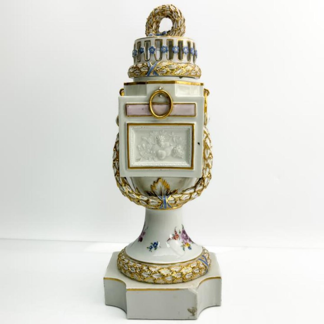 Antique Meissen Porcelain Large Covered Potpourri: Antique 19th C Meissen Porcelain Large Covered Potpourri. Fully Marked. Condition: Chips & Old Restorations. Dimensions: H-13.25". Base-5.3" x 5.3". Provenance: From a Long Island, NY Home. Please not