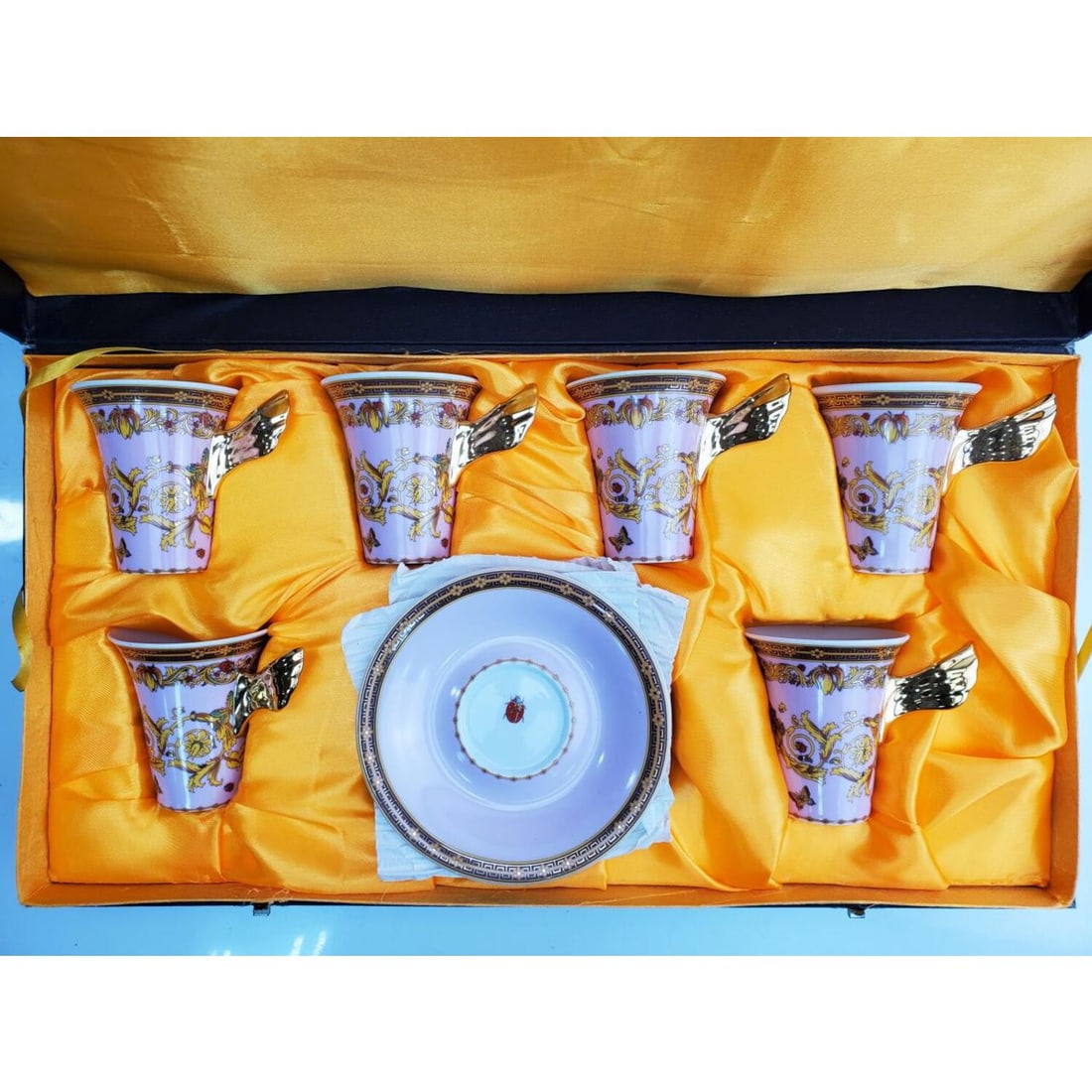 Versace by Rosenthal "Le Jardin De" Cups & Saucers (1 of 8)