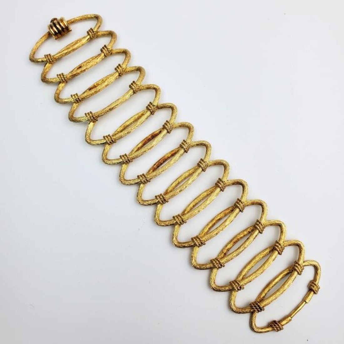 Unusual Vintage 18K Gold Bracelet (1 of 5)
