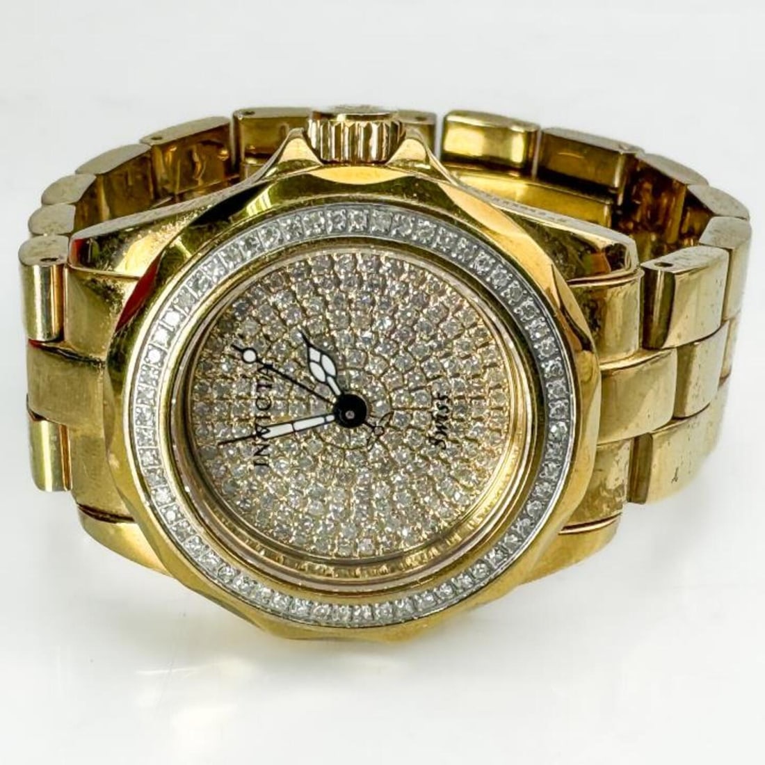 Vintage Invicta "Diamond Dial" Ladies Watch (1 of 8)