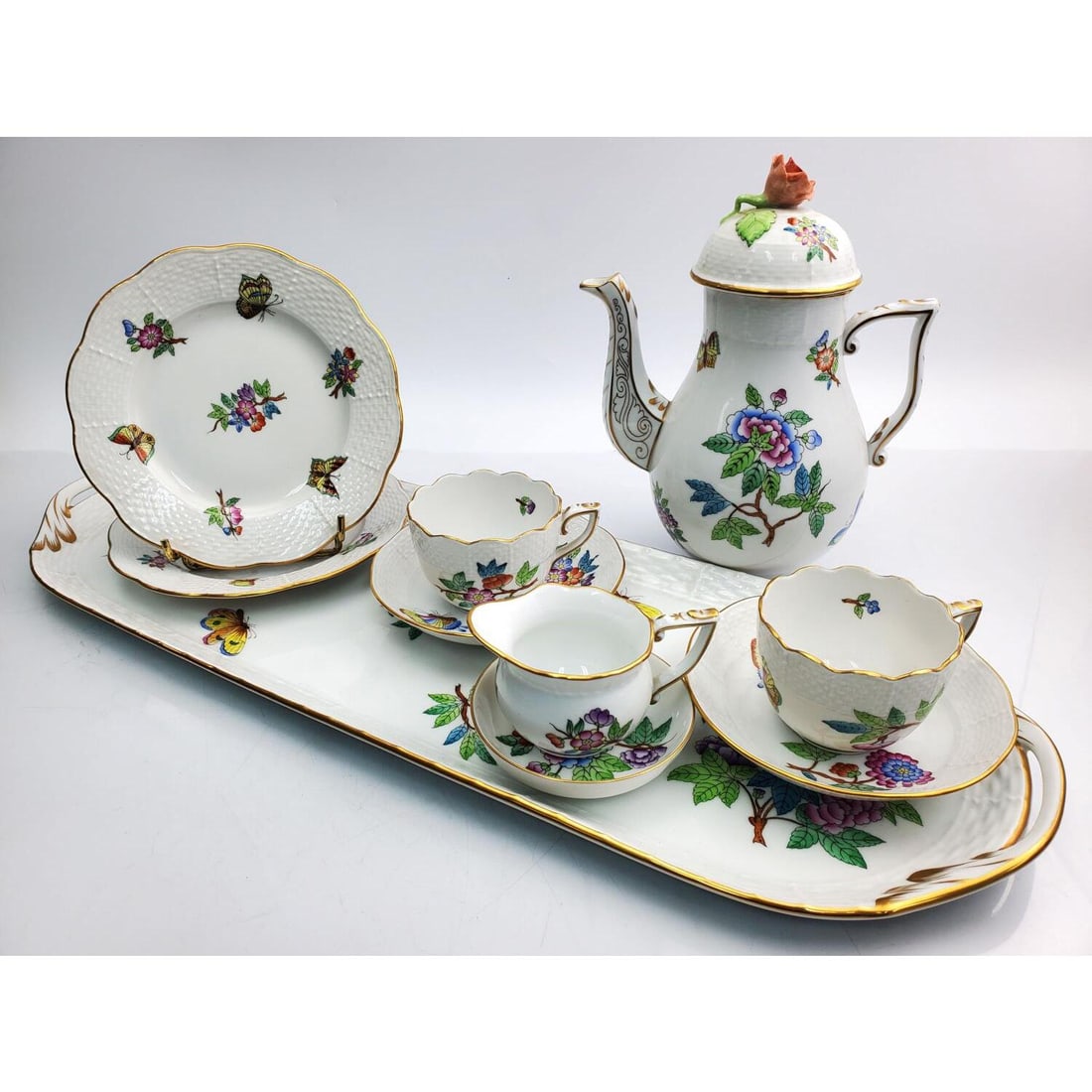 Vintage Herend "Queen Victoria" Pattern Coffee Set (1 of 8)