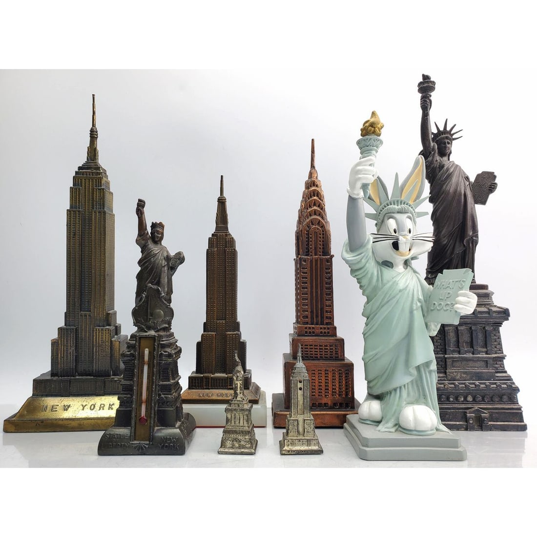 Interesting Lot of 8 Vintage Iconic NYC Building (1 of 4)