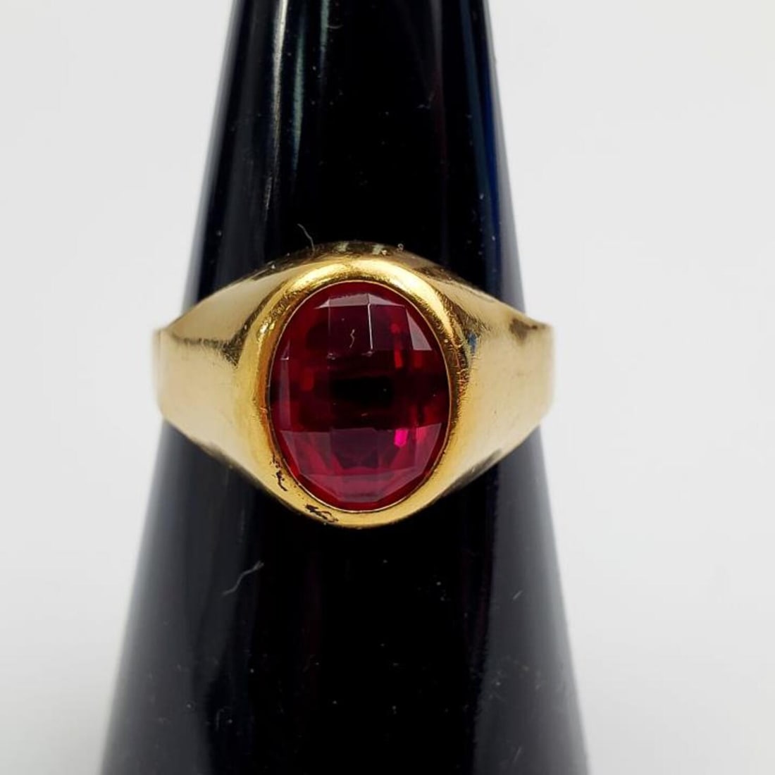 18K Gold Ring with Red Stone (1 of 4)