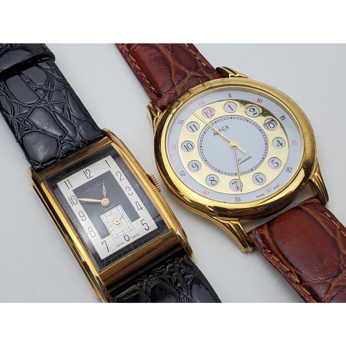 Lot of 2 Vintage Watches (1 of 3)