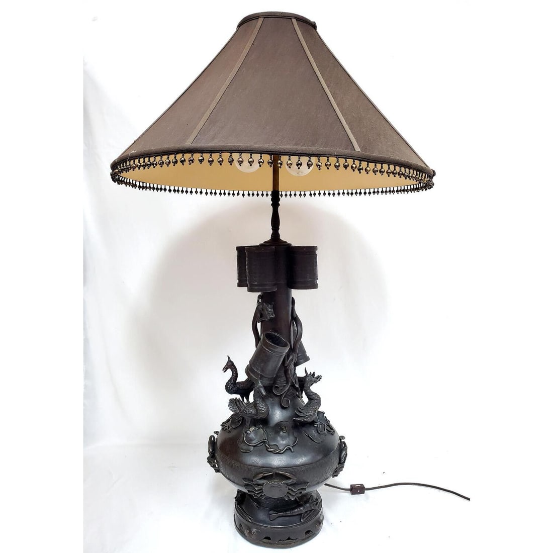 Antique Japanese Bronze Figural Lamp (1 of 9)