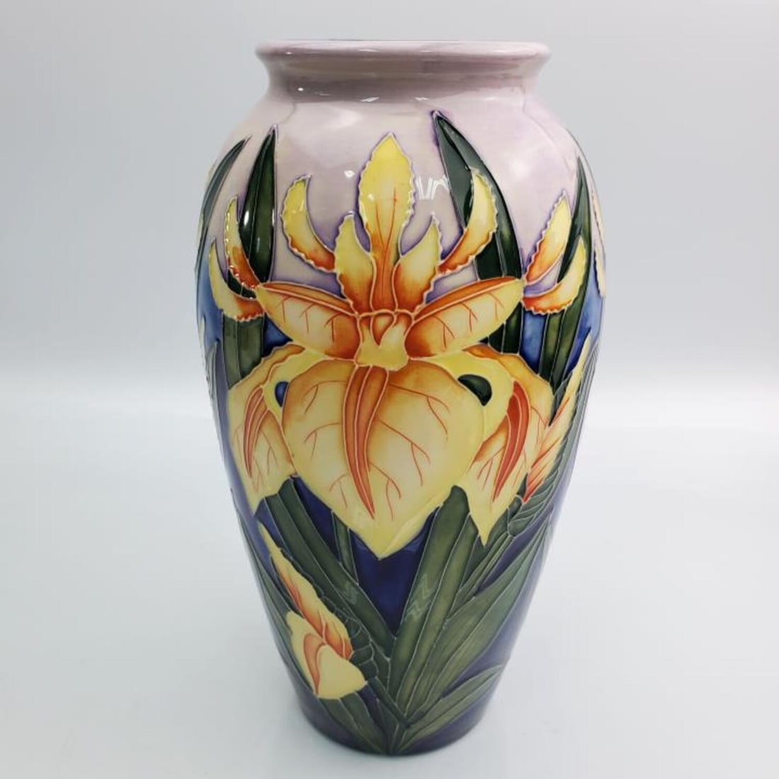 English Moorcroft Pottery "Windrush" Vase c. 2000 (1 of 5)