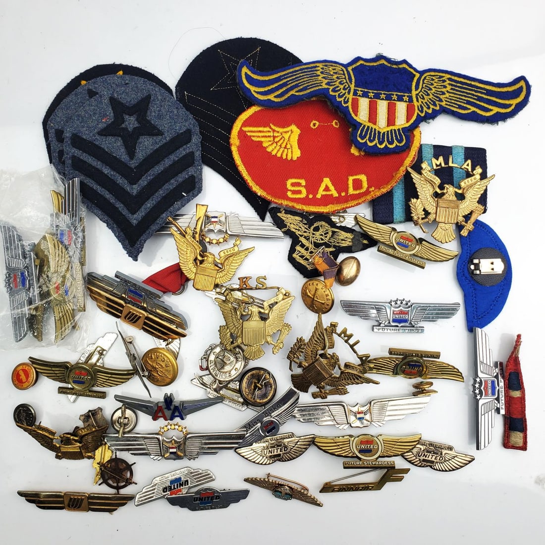 Lot of Vintage of Aviation Items Including Patches (1 of 3)