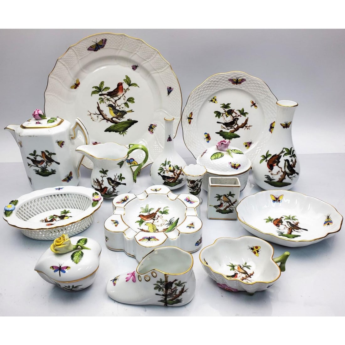 Herend "Rothschild Bird" 16 Piece Porcelain Lot (1 of 6)