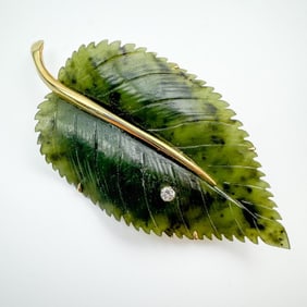 Vintage 14K Gold Carved Jade & Diamond Brooch