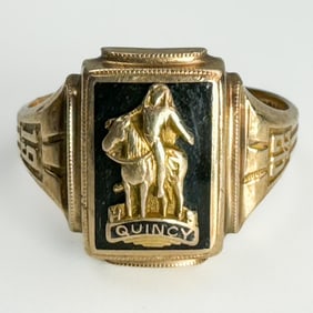 Vintage 10K Gold Class Ring "Quincy" Dated 1942