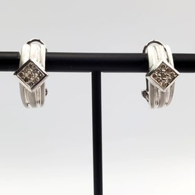 Pair of 14K White Gold and Diamonds Earrings