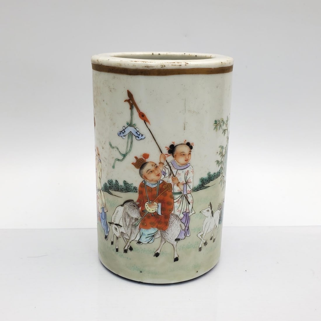 Chinese Republic Period Porcelain Brush Pot (1 of 4)