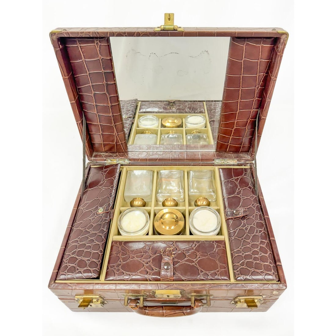 Rare Early Traveling Vanity in Original Case (1 of 7)