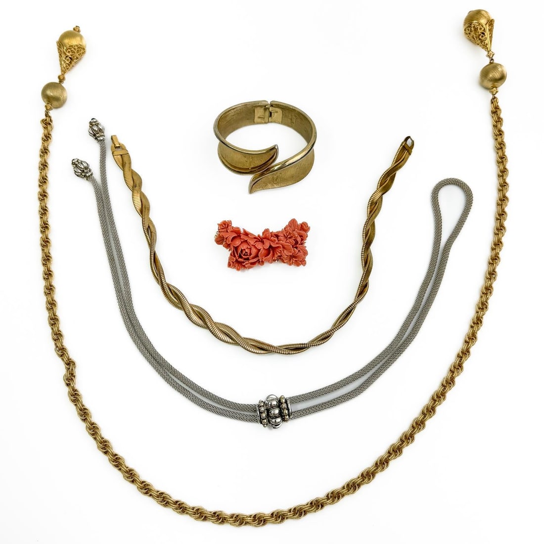 Lot of 4 Vintage MCM 1970's Costume Jewelry Items: Lot of 5 Vintage MCM 1970's Costume Jewelry Items Including Trifari & Others. 1 Item is Gold Filled. Condition: Generally Good. Dimensions: Longest-L-32". Provenance: From a Long Island, NY Home. Plea