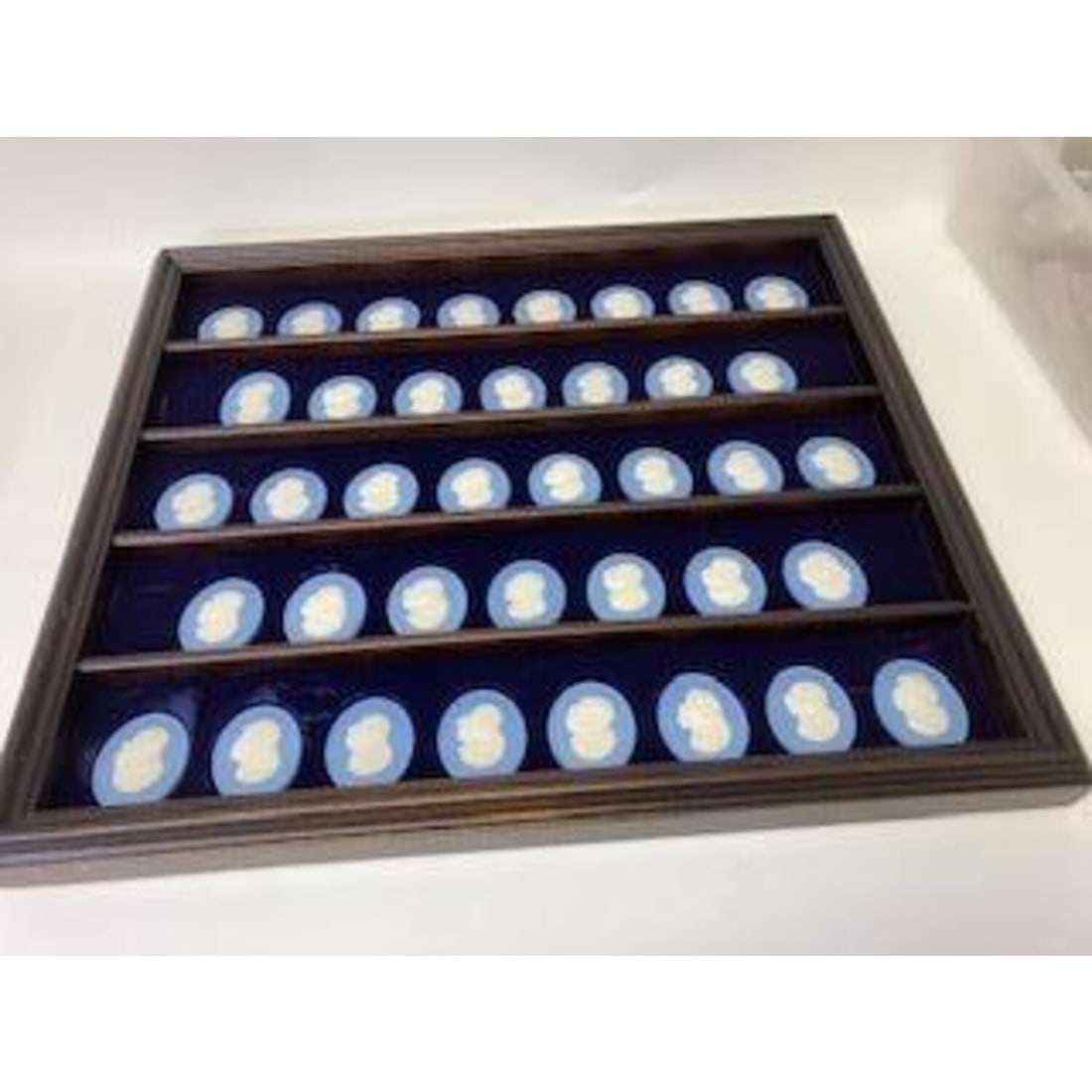 Wedgwood Cameo Collection of The Presidents (1 of 2)