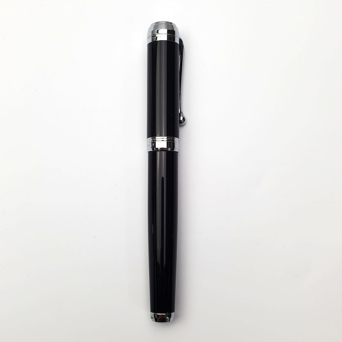 Vintage Aurora Fountain Pen w/ 14K White Gold Nib (1 of 4)