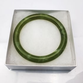 Chinese Spinach Green Bracelet