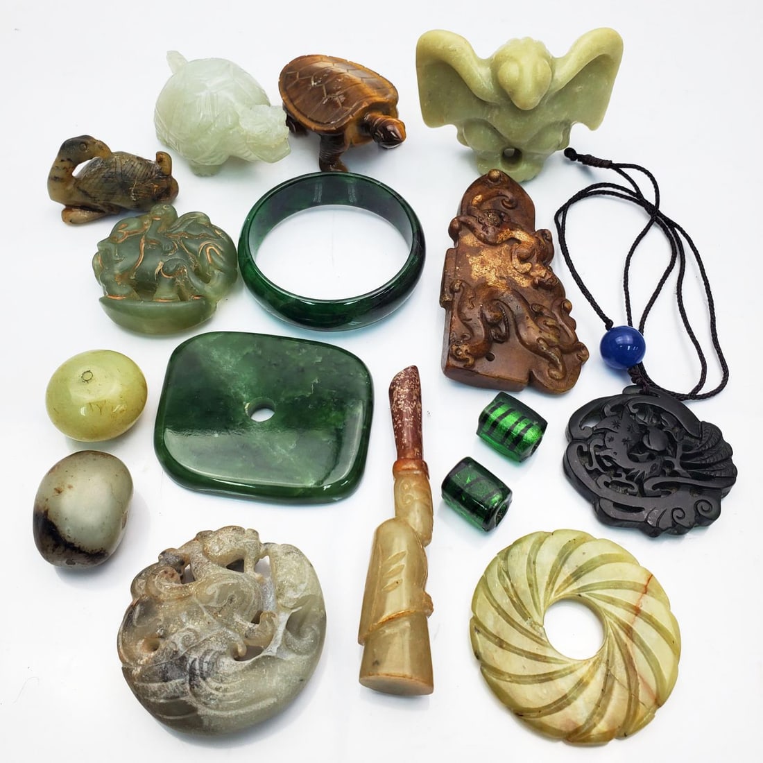 Large Collection Of Chinese Jade Items Auction