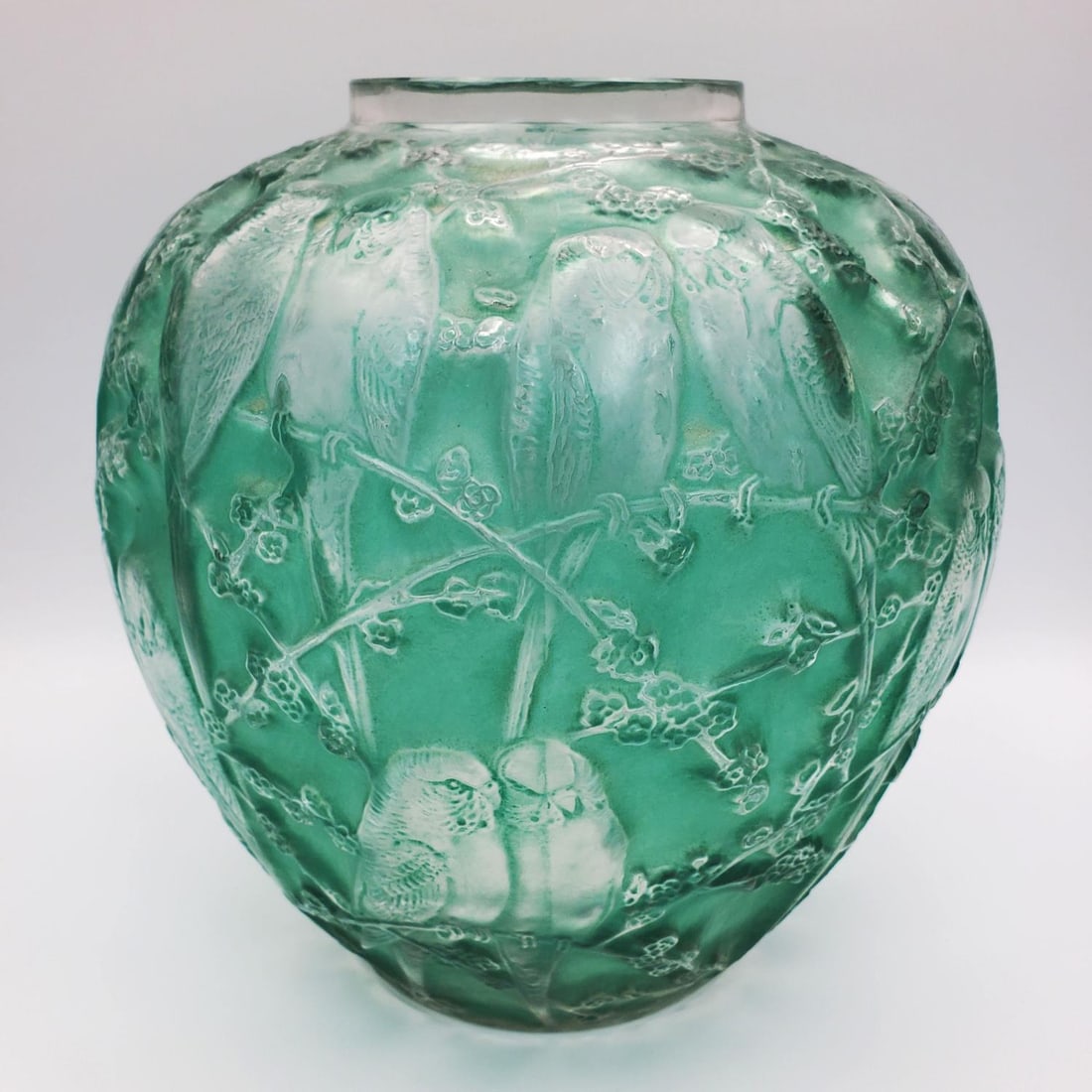 Renee Lalique "Perruches" Art Glass Vase c.1919 (1 of 5)
