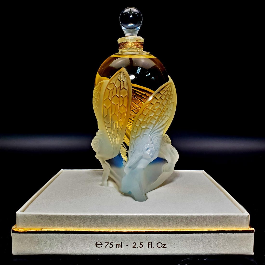 Lalique Crystal "Les Elfes" Flacon Perfume Bottle (1 of 6)