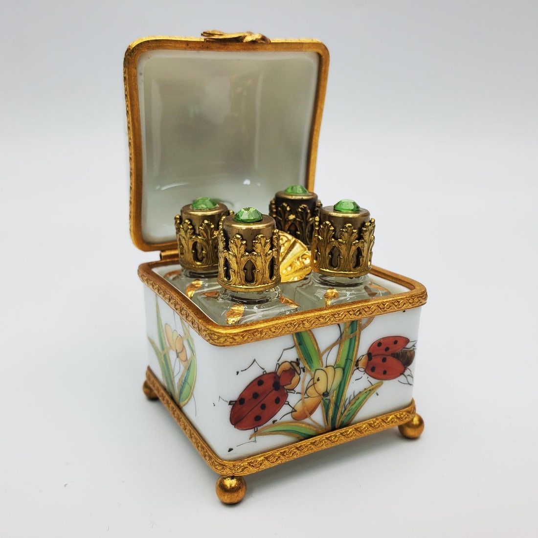 Vintage Limoges France Porcelain Box w/ Bottles (1 of 6)