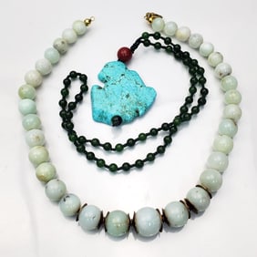Antique Celadon White Probably Jade Bead Necklace