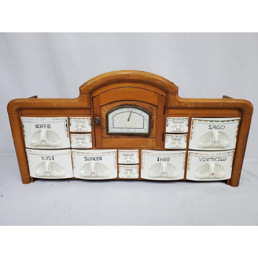 Spice Rack with Clock & 12 Labeled Compartments (1 of 3)