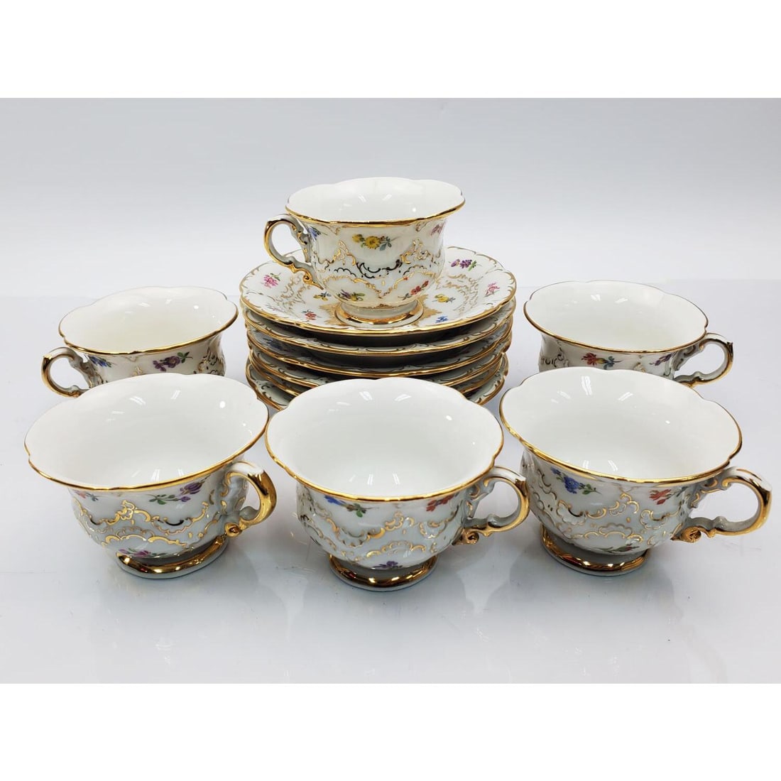 Lot of 6 Antique Meissen Porcelain Cups & Saucers (1 of 5)
